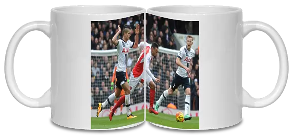 Francis Coquelin (Arsenal) Erik Lamela and Harry Kane (Tottenham). Tottenham Hotspur 2