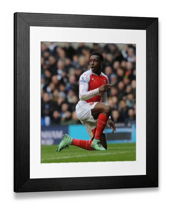 Framed Print : Danny Welbeck in Action: Arsenal vs. Tottenham, Premier League 2015-16