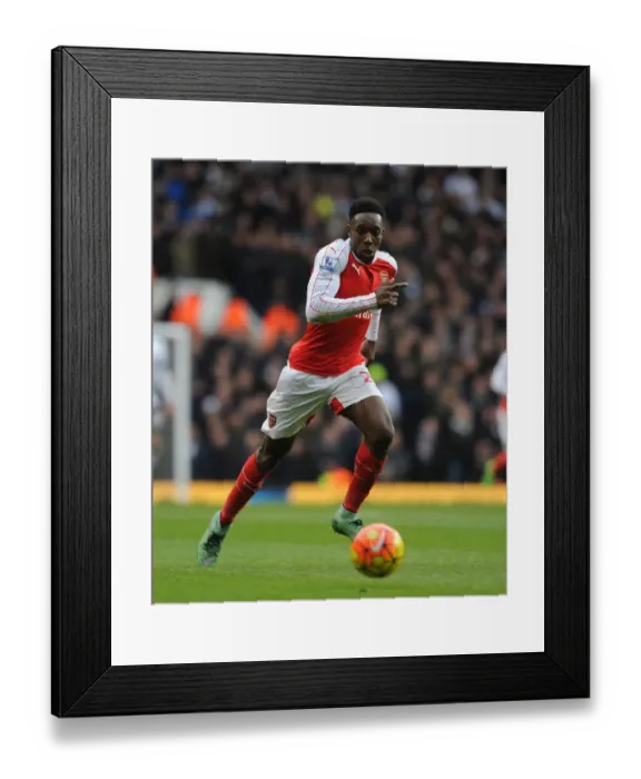Framed Print : Danny Welbeck in Action: Arsenal vs. Tottenham, Premier League 2015-16
