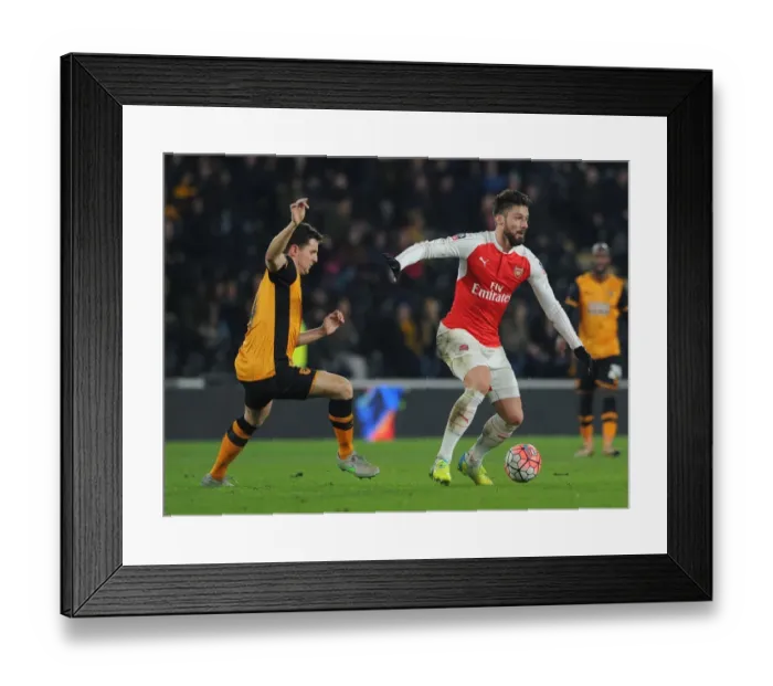 Framed Print : Giroud vs Bruce: A FA Cup Fifth Round Replay Battle