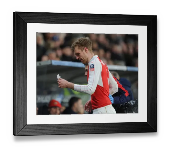 Framed Print : Per Mertesacker's FA Cup Exit: Head Injury Marred Arsenal's Match vs. Hull City (March 2016)