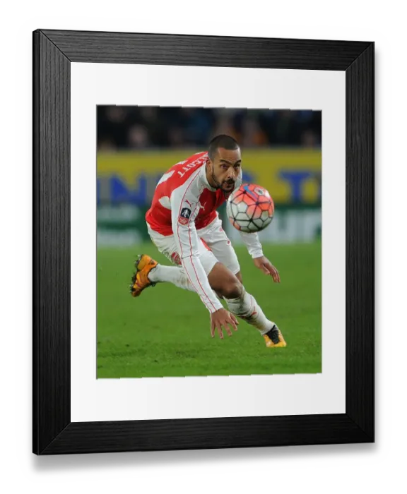Framed Print : Theo Walcott in Action: Arsenal's FA Cup Battle against Hull City (March 2016) Framed Print : Theo Walcott in Action: Arsenal's FA Cup Battle against Hull City (March 2016)