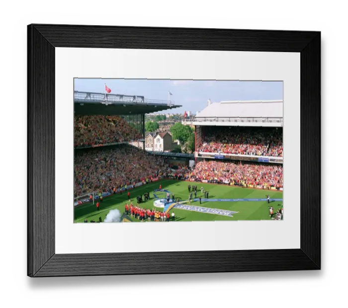 Framed Print : FA Premiership Showdown: Arsenal vs Leicester City, May 15, 2004, Highbury Stadium, London