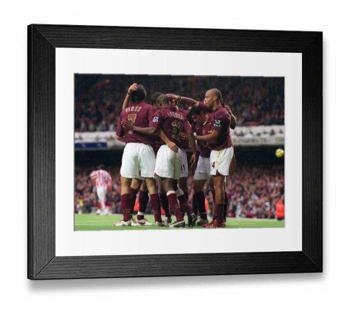 Framed Print : Arsenal vs Sunderland: 2005-06 Season Match Framed Print : Arsenal vs Sunderland: 2005-06 Season Match
