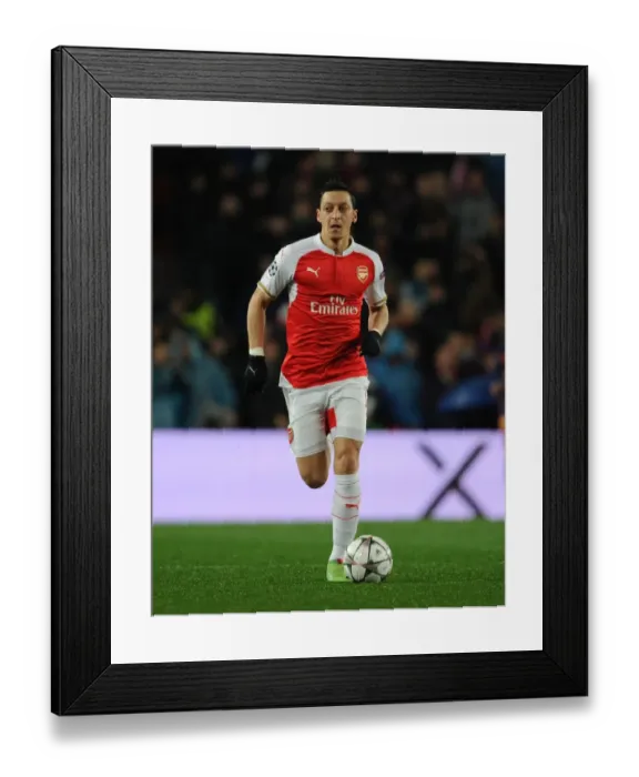 Framed Print : Mesut Ozil in Action: Arsenal vs. Barcelona, UEFA Champions League 2015-16 Framed Print : Mesut Ozil in Action: Arsenal vs. Barcelona, UEFA Champions League 2015-16