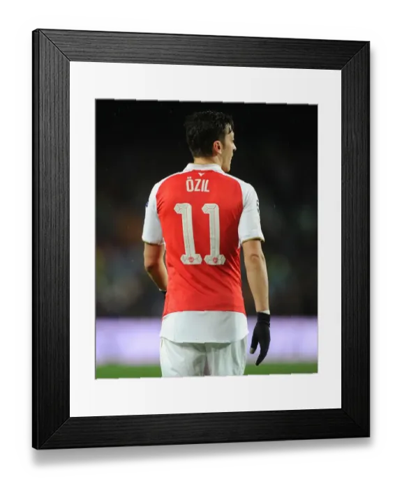 Framed Print : Mesut Ozil: Clash at Camp Nou - Arsenal FC vs. FC Barcelona, UEFA Champions League 2015-16 Framed Print : Mesut Ozil: Clash at Camp Nou - Arsenal FC vs. FC Barcelona, UEFA Champions League 2015-16