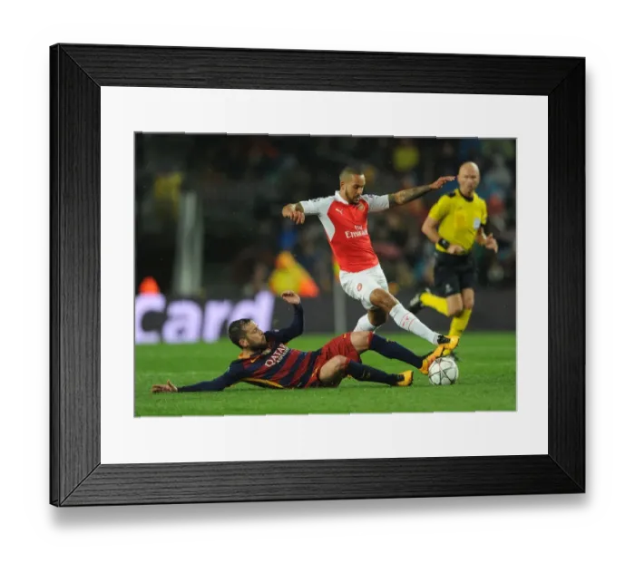 Framed Print : Theo Walcott vs Jordi Alba: A Football Showdown at Camp Nou - Arsenal vs Barcelona, UEFA Champions League 2015-16