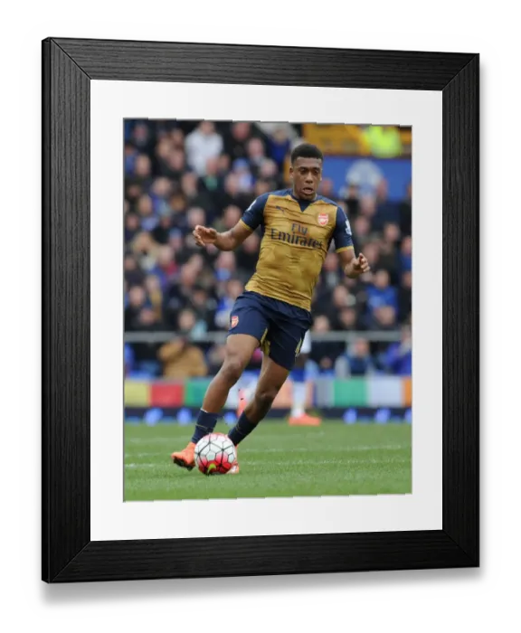 Framed Print : Iwobi in Action: Everton vs. Arsenal, Premier League 2015-16