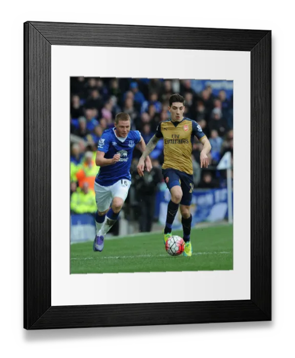 Framed Print : Arsenal's Hector Bellerin Outmaneuvers Everton's James McCarthy in Premier League Clash, 2015-16 Framed Print : Arsenal's Hector Bellerin Outmaneuvers Everton's James McCarthy in Premier League Clash, 2015-16