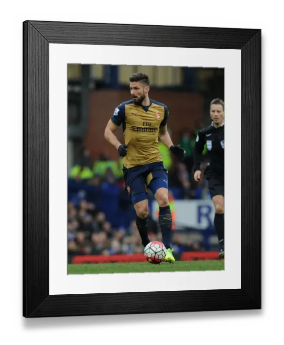 Framed Print : Giroud in Action: Everton vs. Arsenal, Premier League 2015-16