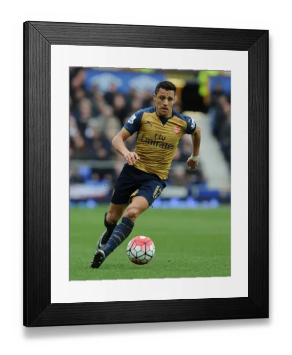 Framed Print : Alexis Sanchez: Arsenal Star in Action Against Everton, Premier League 2015-16 Framed Print : Alexis Sanchez: Arsenal Star in Action Against Everton, Premier League 2015-16