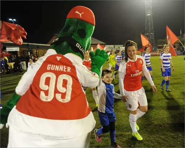 Gunner and mascot with Emma Mitchell (Arsenal Ladies)