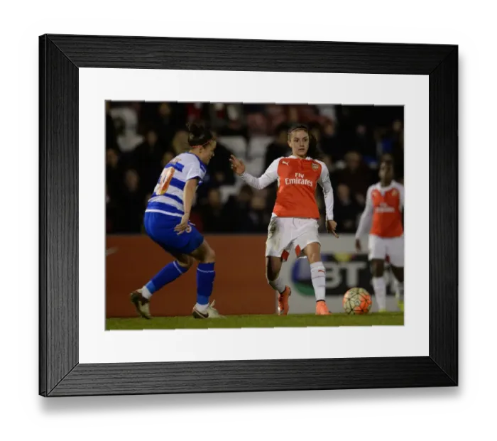 Framed Print : Van de Donk vs. Roche: Intense Clash in Arsenal Ladies vs. Reading FC Women's WSL 1 Match