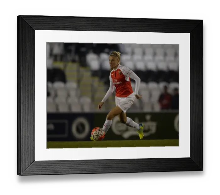 Framed Print : Leah Williamson in Action: Arsenal Ladies vs. Reading FC Women (March 2016) Framed Print : Leah Williamson in Action: Arsenal Ladies vs. Reading FC Women (March 2016)