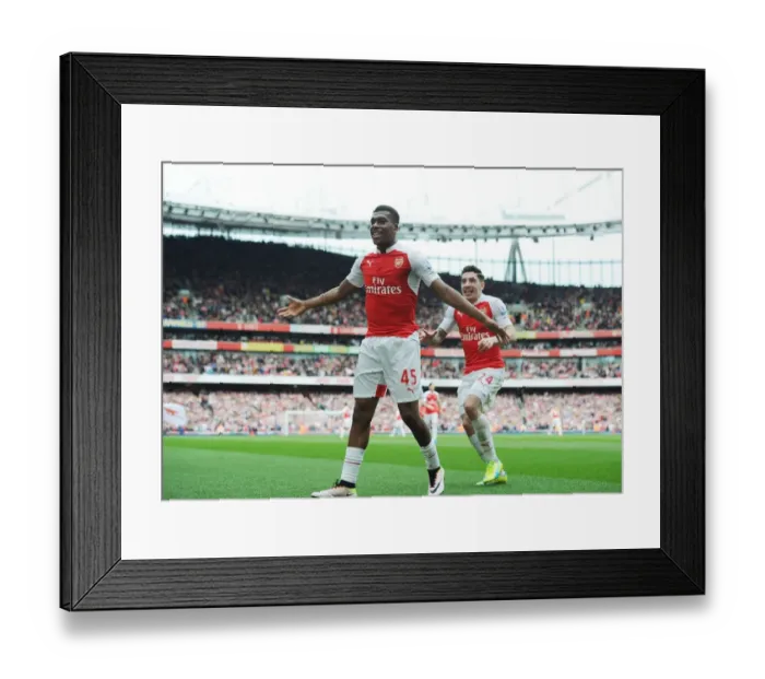 Framed Print : Arsenal Celebrate: Iwobi and Bellerin's Goals Against Watford (2015-16) Framed Print : Arsenal Celebrate: Iwobi and Bellerin's Goals Against Watford (2015-16)