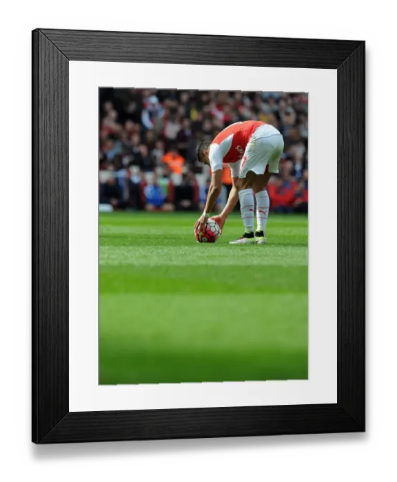 Framed Print : Alexis Sanchez in Action: Arsenal vs. Watford, Premier League 2015-16 Framed Print : Alexis Sanchez in Action: Arsenal vs. Watford, Premier League 2015-16
