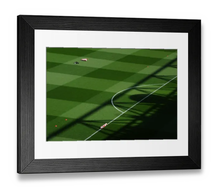 Framed Print : Arsenal vs Watford: Emirates Stadium Pitch (2015-16 Premier League) Framed Print : Arsenal vs Watford: Emirates Stadium Pitch (2015-16 Premier League)