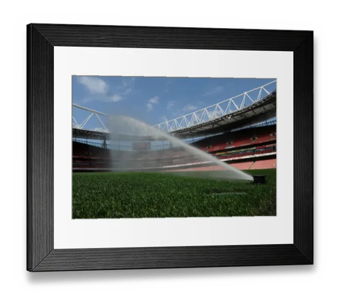 Framed Print : Pre-Match: Moistured Emirates Stadium Pitch (Arsenal vs. Watford, 2015-16) Framed Print : Pre-Match: Moistured Emirates Stadium Pitch (Arsenal vs. Watford, 2015-16)