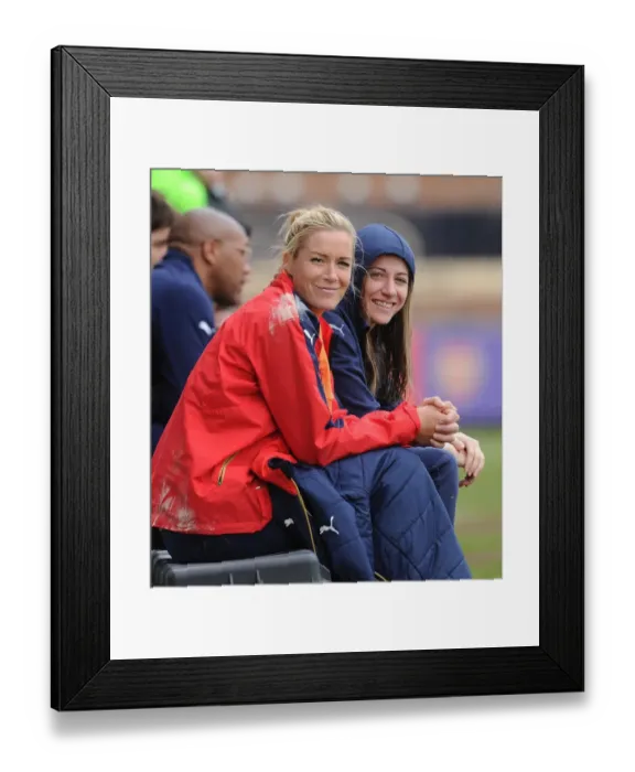 Framed Print : Arsenal Ladies Advance to FA Cup Semifinals: Emma Byrne and Vicky Losada Lead Dramatic Penalty Shootout Win over Notts County Ladies