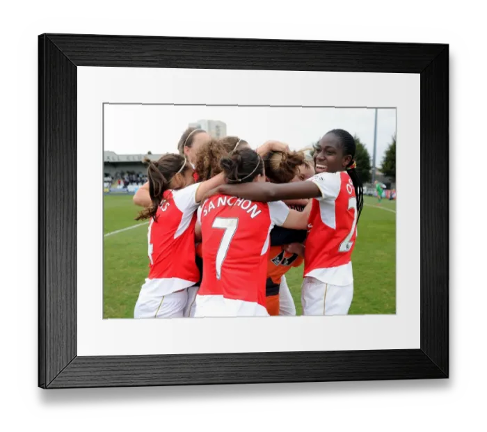 Framed Print : Asisat Oshoala (Arsenal Ladies) celebrates after the final whistle. Arsenal Ladies 2