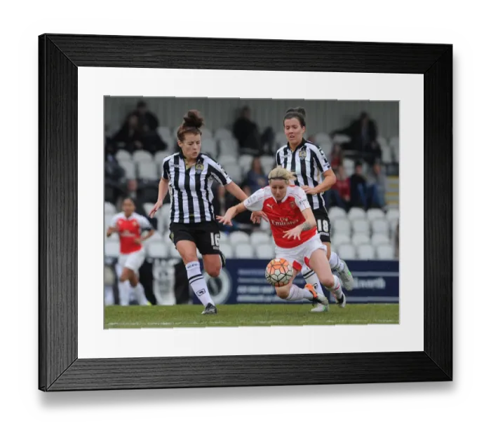Framed Print : Arsenal and Notts County Ladies Fight for FA Cup Quarterfinals Victory: A Dramatic Penalty Shootout at Meadow Park