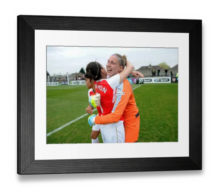 Framed Print : Sari van Veenendaal and Natalia Pablos Sanchon (Arsenal Ladies) celebrate after