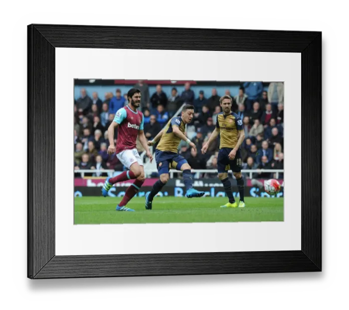 Framed Print : Mesut Ozil Scores the Dramatic Winner: West Ham United vs. Arsenal, Premier League 2015-16