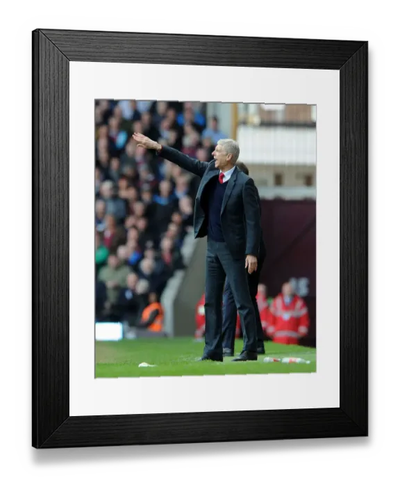 Framed Print : Arsene Wenger and Arsenal Face Off Against West Ham United in Premier League Showdown (2015-16) Framed Print : Arsene Wenger and Arsenal Face Off Against West Ham United in Premier League Showdown (2015-16)