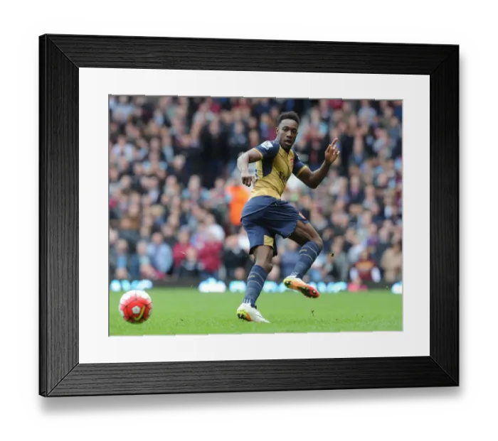 Framed Print : Arsenal's Danny Welbeck in Action Against West Ham United - Premier League 2015-16 Framed Print : Arsenal's Danny Welbeck in Action Against West Ham United - Premier League 2015-16