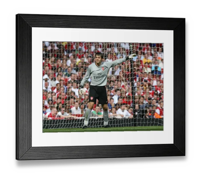 Framed Print : Lukasz Fabianski: Arsenal's Wall Against Juventus in Emirates Cup, 2008
