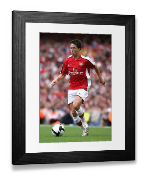 Framed Print : Nasri Stuns Arsenal: Samir Scores for Juventus in 2008 Emirates Cup