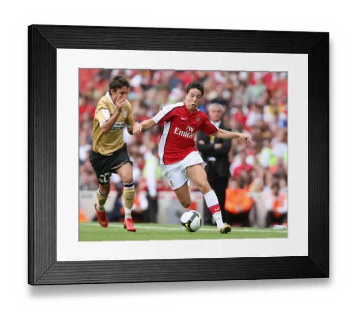 Framed Print : Samir Nasri (Arsenal) Fausto Rossi (Juventus) Framed Print : Samir Nasri (Arsenal) Fausto Rossi (Juventus)