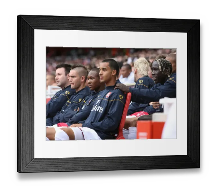 Framed Print : Theo Walcott and Bacary Sagna (Arsenal) Framed Print : Theo Walcott and Bacary Sagna (Arsenal)