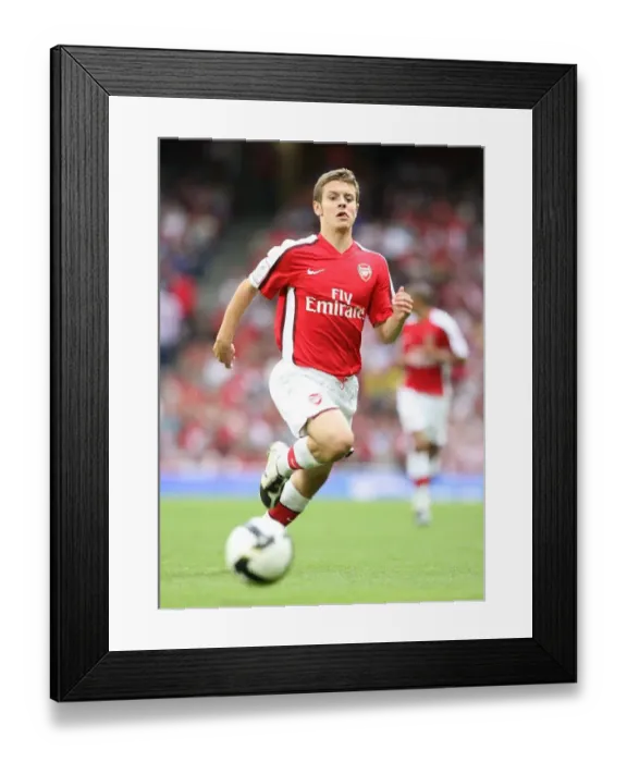 Framed Print : Jack Wilshere's Emirates Cup Debut: Arsenal's 1-0 Victory over Real Madrid, 2008