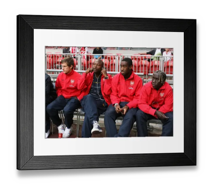 Framed Print : Aaron Ramsey