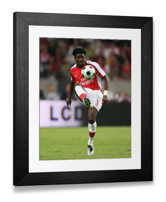 Framed Print : Arsenal's Kolo Toure Leads Team to Amsterdam Tournament Victory: A 3-2 Thriller over Ajax (2008)
