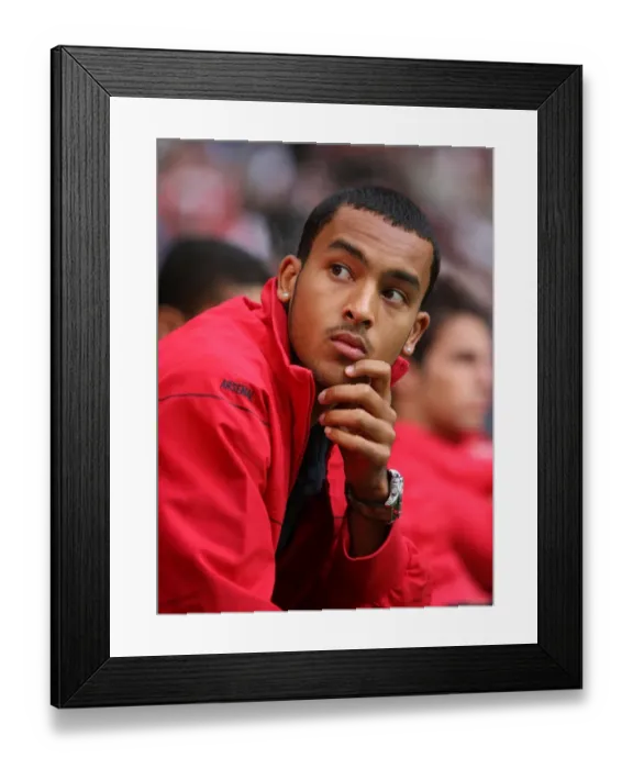 Framed Print : Theo Walcott's Game-Winning Performance: Arsenal's Thrilling 3-2 Victory at the Amsterdam Tournament 2008