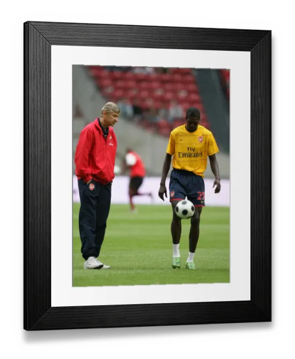 Framed Print : Wenger and Adebayor: A Draw at the Amsterdam Tournament, 2008 Framed Print : Wenger and Adebayor: A Draw at the Amsterdam Tournament, 2008