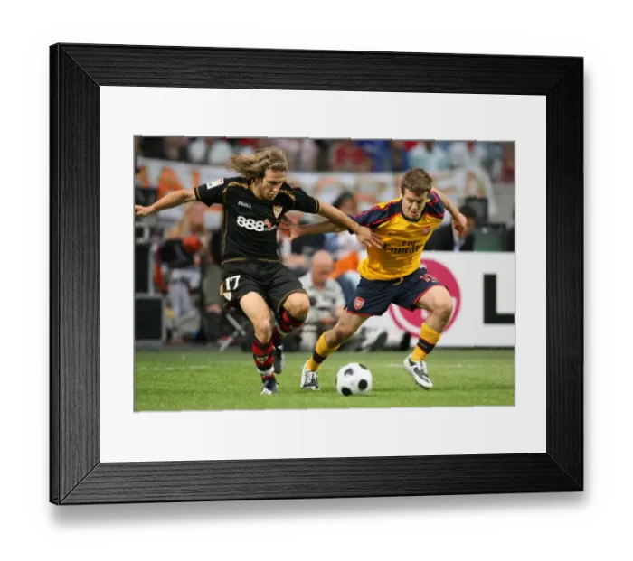 Framed Print : Jack Wilshere vs Diego Trinidad: The Amsterdam Rivalry, Arsenal vs Seville, 2008