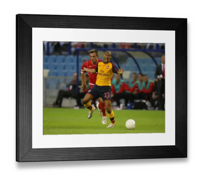 Framed Print : Gael Clichy (Arsenal) Marko Arnautovic (FC Twente) Framed Print : Gael Clichy (Arsenal) Marko Arnautovic (FC Twente)