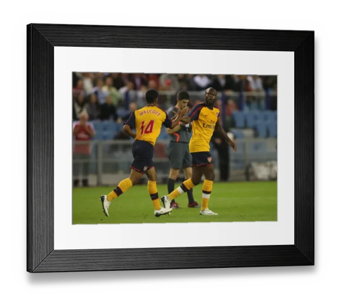 Framed Print : William Gallas celebrates scoring the 1st Arsenal goal