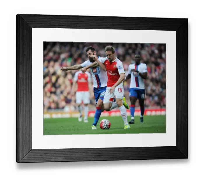 Framed Print : Monreal Outsmarts Ledley: Arsenal's Masterful Midfield Play vs Crystal Palace (2015-16) Framed Print : Monreal Outsmarts Ledley: Arsenal's Masterful Midfield Play vs Crystal Palace (2015-16)