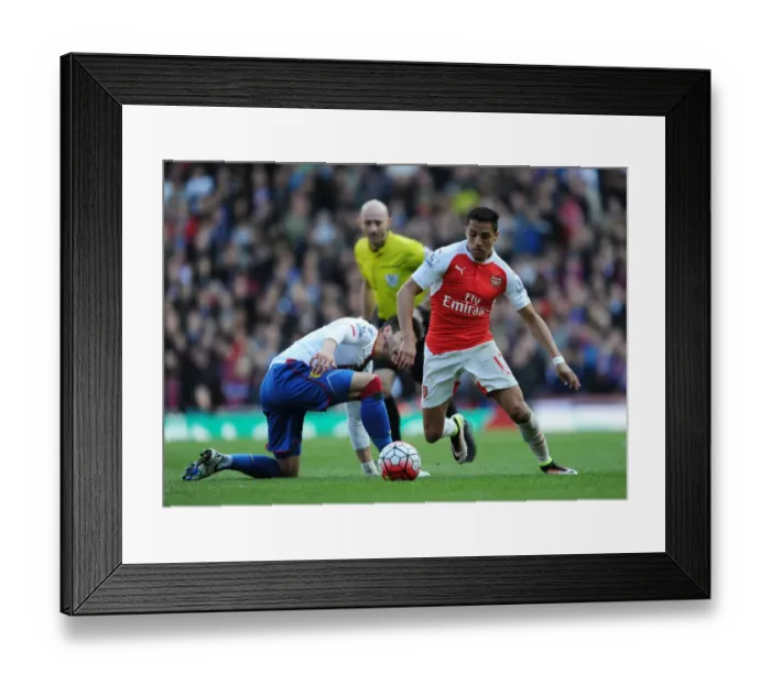 Framed Print : Alexis Sanchez's Thrilling Sprint Past Joel Ward: Arsenal vs. Crystal Palace, Premier League 2015-16