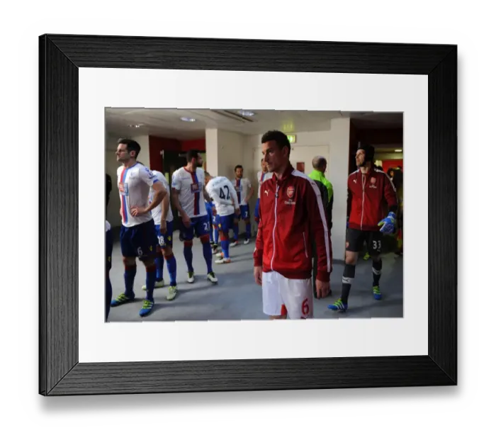Framed Print : Arsenal's Koscielny Focuses in Battle Against Crystal Palace (2015-16)