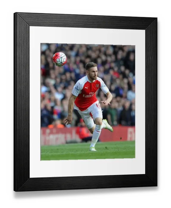 Framed Print : Aaron Ramsey in Action: Arsenal vs Crystal Palace, Premier League 2015-16 Framed Print : Aaron Ramsey in Action: Arsenal vs Crystal Palace, Premier League 2015-16