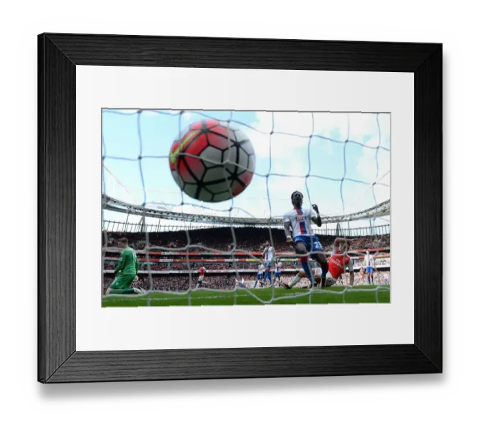 Framed Print : Alexis Sanchez's Dramatic Header: Arsenal's Winning Goal Against Crystal Palace, Premier League 2015-16 Framed Print : Alexis Sanchez's Dramatic Header: Arsenal's Winning Goal Against Crystal Palace, Premier League 2015-16