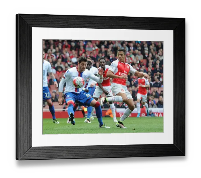 Framed Print : Alexis Sanchez Outsmarts Joel Ward: Arsenal vs Crystal Palace, Premier League 2015-16 Framed Print : Alexis Sanchez Outsmarts Joel Ward: Arsenal vs Crystal Palace, Premier League 2015-16