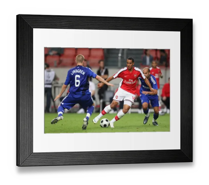 Framed Print : Theo Walcott (Arsenal) Rasmus Lindgrena and Gabri (Ajax)