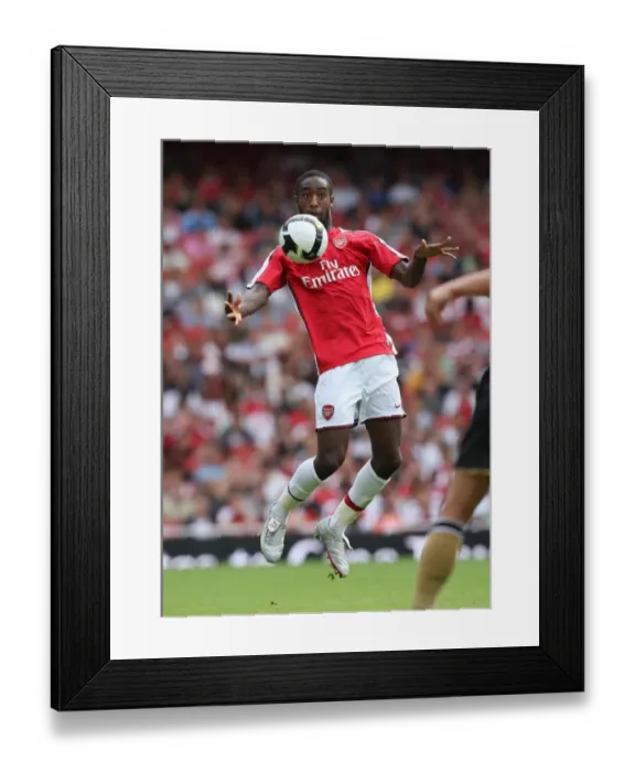 Framed Print : Johan Djourou Suffers Defeat: Arsenal 0-1 Juventus, Emirates Cup Day One