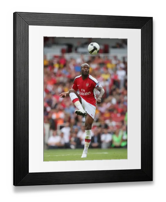 Framed Print : William Gallas Scores Against Arsenal: Juventus Wins Emirates Cup Opener (0:1)